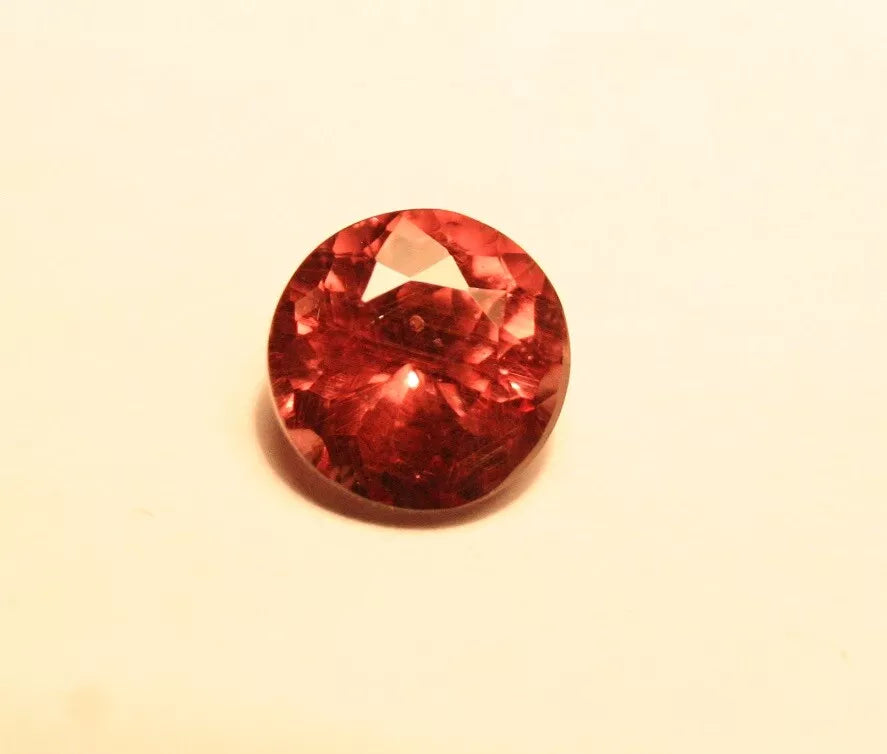 Colour Change Garnet 1.69ct Round Cut Gem with Rare Colour Change Tanzania 6x6mm