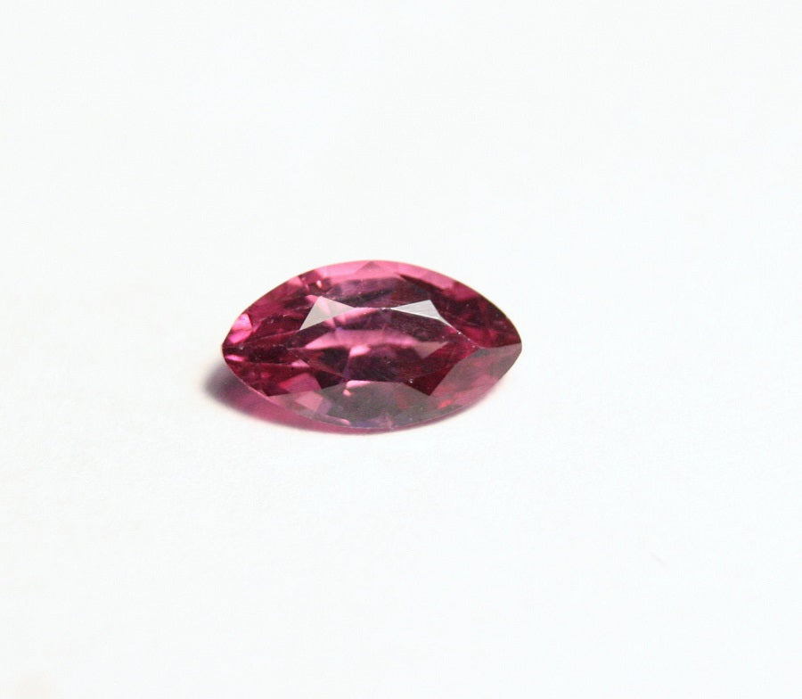 Mahenge Garnet Gem Natural gemstones at Clearwatergems