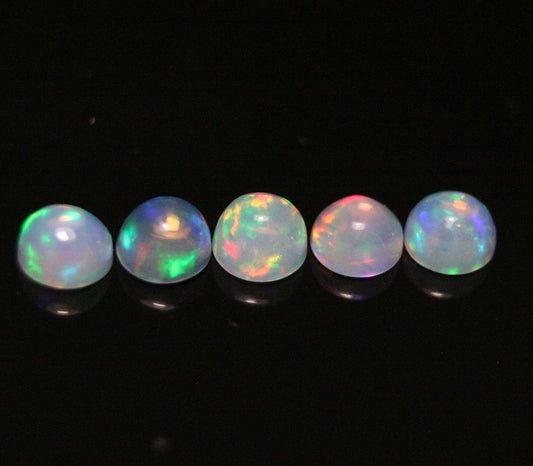 Welo Crystal Opal Round 4x4mm Cabochons 5pc Lot 1.09ct AAA Jelly Opal