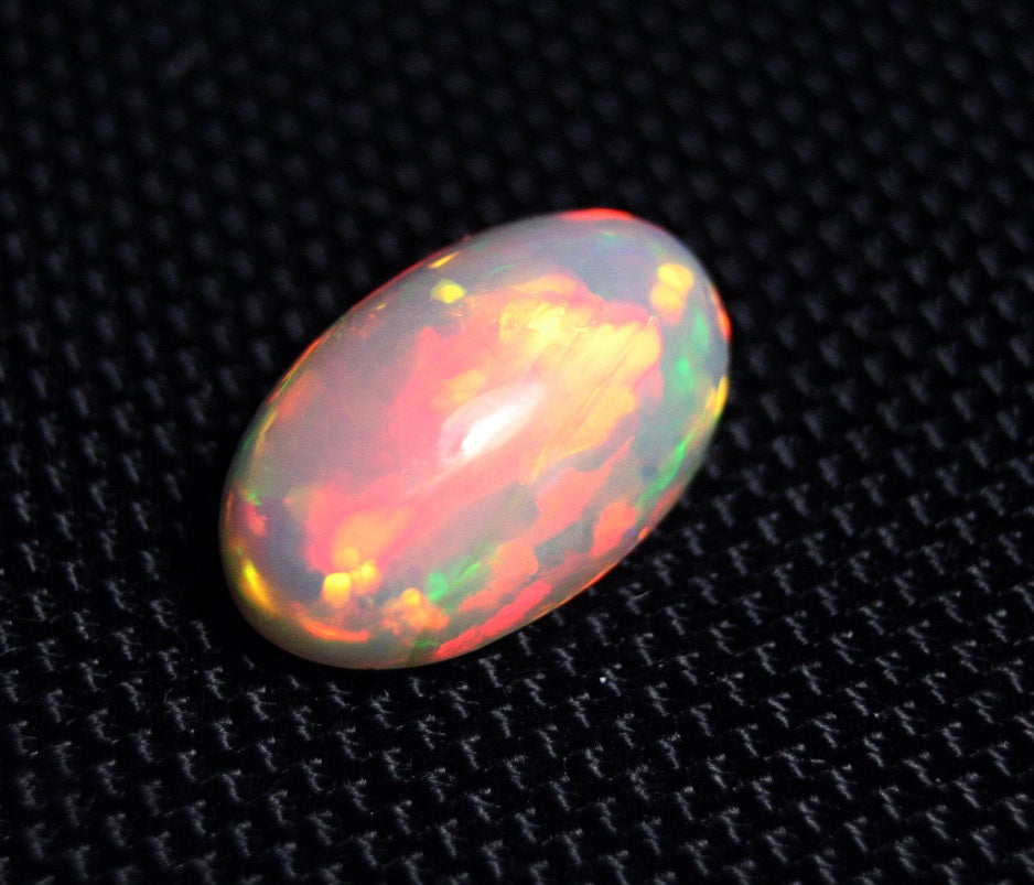 10ct Welo Grey Base Opal Cabochon Rainbow Mosaic Blaze AAA Natural Opal Video