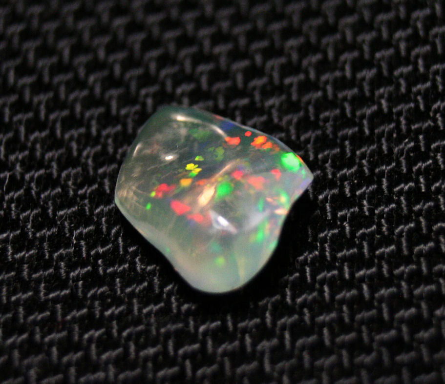 1.9ct Rare Mexican Contraluz Precious Opal - Stunning Rutile Water Opal See Video