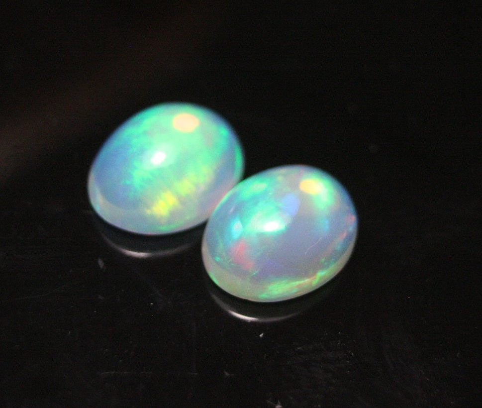 Welo Crystal Opal Cabochon - Rainbow Oval Pair AAA Jelly Opal 9x7mm