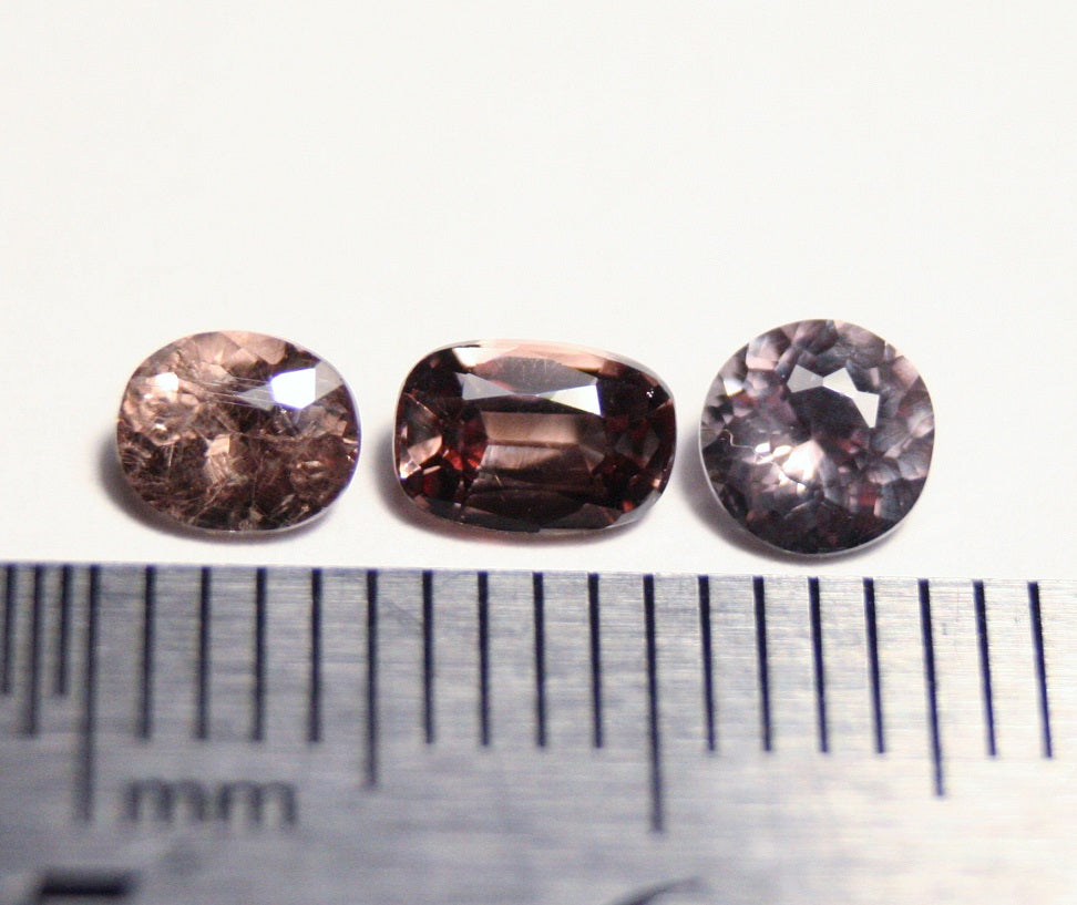 Colour Change Garnet 1.28ct Rare Scintillating Fine Gem 3pc Lot Tanzania