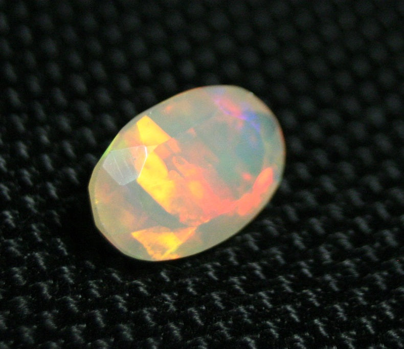 Faceted Welo Opal 2ct Rainbow Stripes AAA Natural Precious Ethiopian Opal 12x8mm