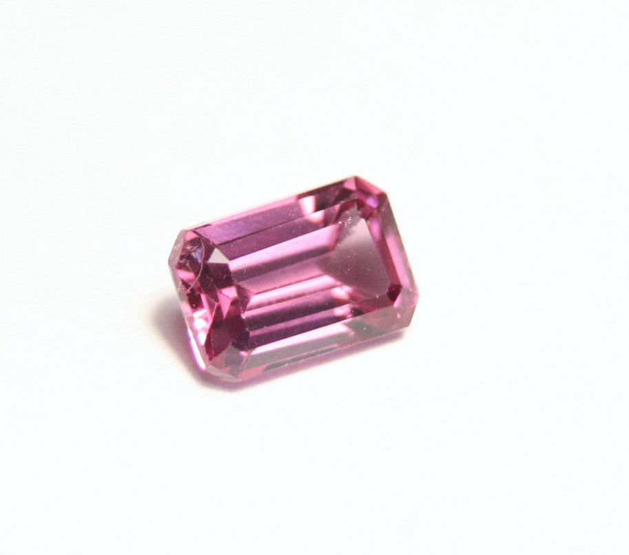 Mahenge Garnet Gem Natural gemstones at Clearwatergems