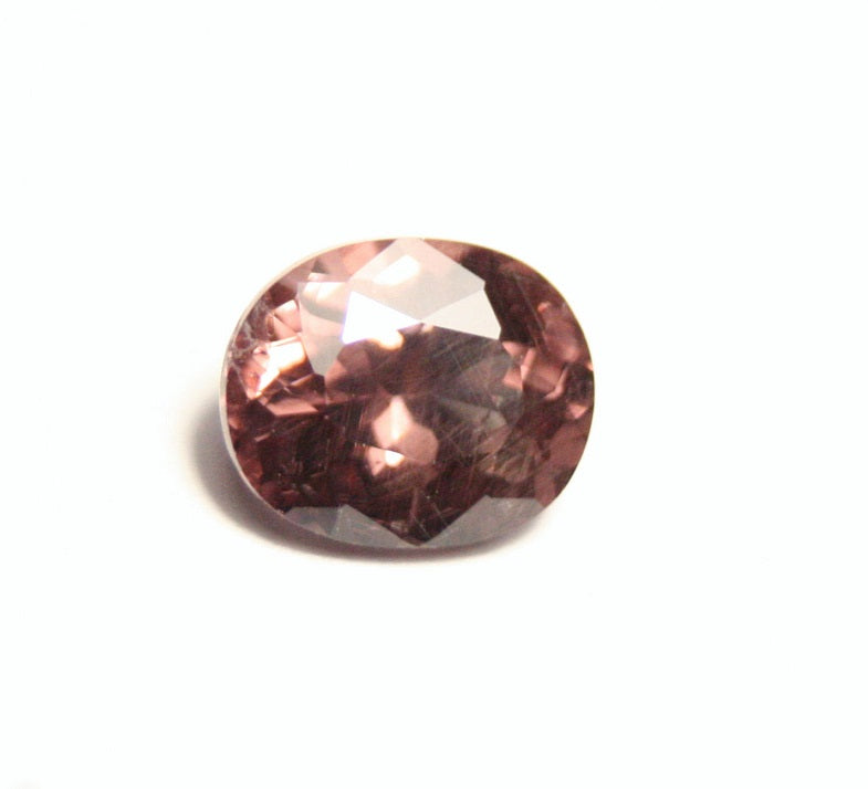 Colour Change Garnet 1.34ct Rare Scintillating Oval Cut Fine Gem Tanzania 7x5mm