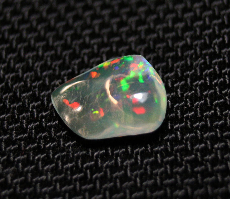 1.9ct Rare Mexican Contraluz Precious Opal - Stunning Rutile Water Opal See Video