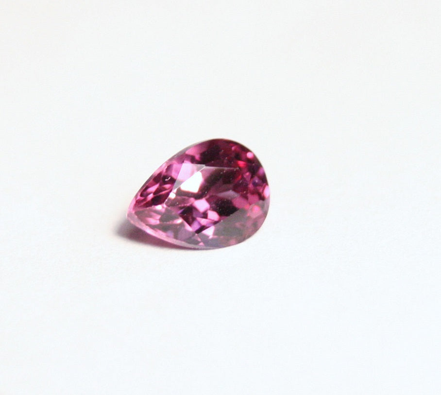 Mahenge Garnet Gem Natural gemstones at Clearwatergems