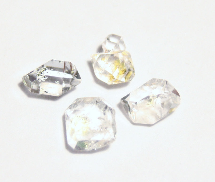 3.8ct Rare Fluorescent Petroleum Enhydro Oil Diamond Quartz Crystal 4pc Lot