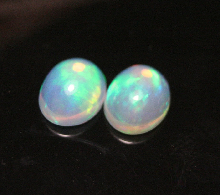 Welo Crystal Opal Cabochon - Rainbow Oval Pair AAA Jelly Opal 9x7mm