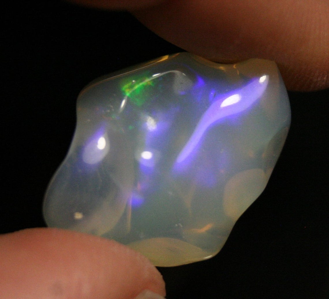 Welo Hand Carved Crystal Opal Neon Nugget at Clearwatergems