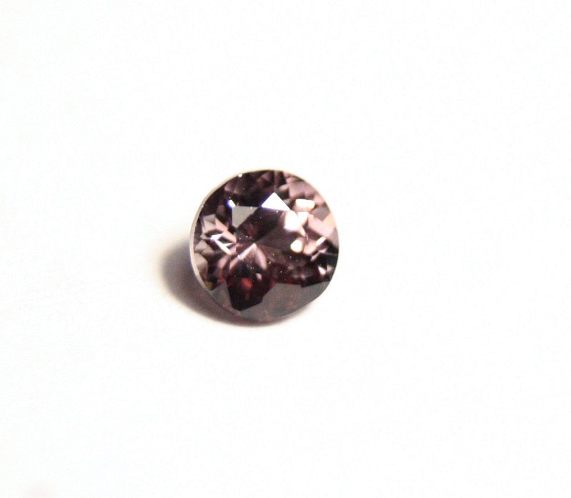 Colour Change Garnet 0.35ct Rare Scintillating Round Cut Fine Gem Tanzania 4x4mm