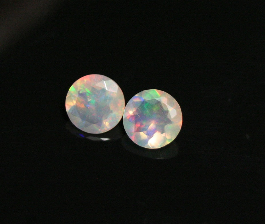 Faceted Welo Crystal Opal Round Pair 0.58ct - Rainbow Flash AAA Jelly Opal 5x5mm