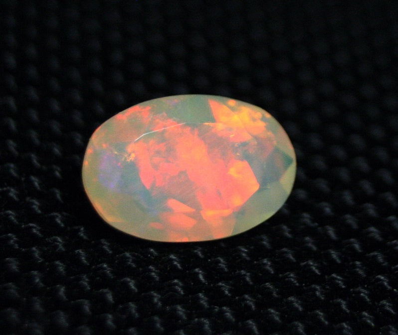 Faceted Welo Opal 2ct Rainbow Stripes AAA Natural Precious Ethiopian Opal 12x8mm