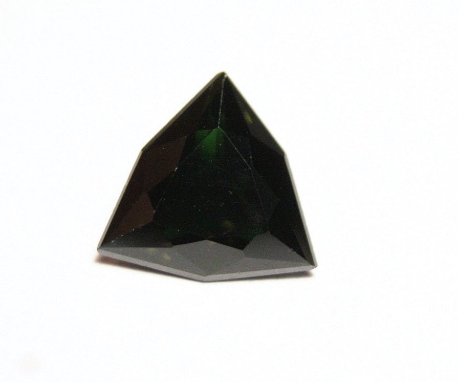 Rare Usambara Effect Faceted Chrome Tourmaline 2.3ct - Colour Change Tourmaline