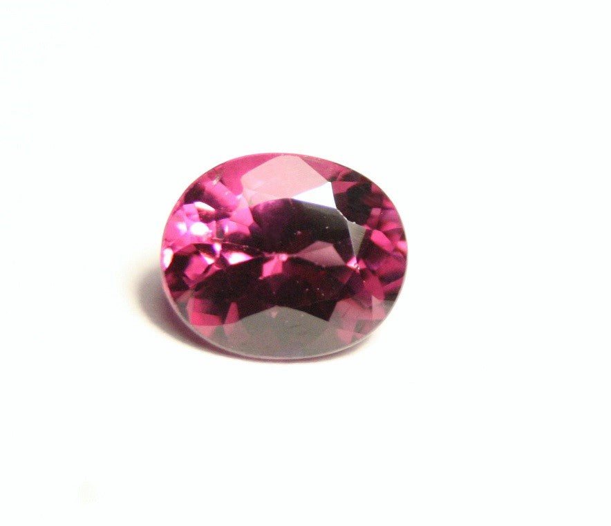 1.5ct Pink Colour Shift Mahenge Garnet Rare Pastel Pyrope Garnet Precision Cut 7x6mm