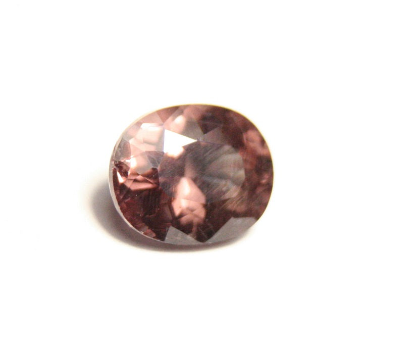 Colour Change Garnet 1.34ct Rare Scintillating Oval Cut Fine Gem Tanzania 7x5mm