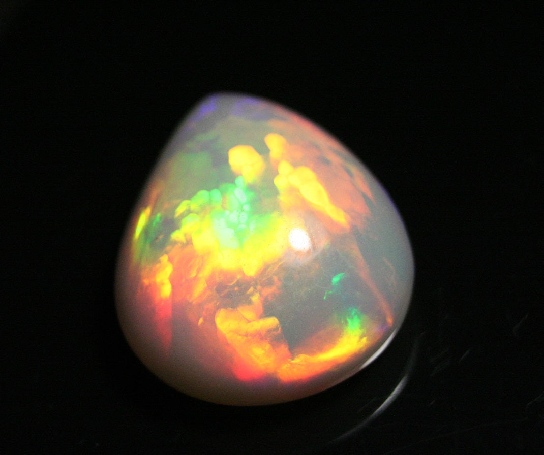 25.8ct Welo Precious Opal Cabochon Supreme Highest Grade Opal Honeycomb Waves