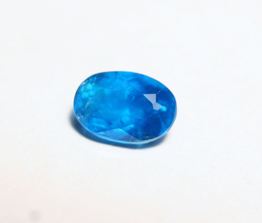 1.2ct Neon Blue Apatite Vibrant Oval Cut Lagoon Blue Gemstone Tanzania 7x5mm