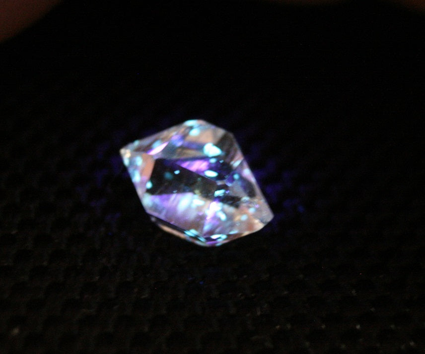 Fluorescent Petroleum Enhydro Oil Diamond Quartz Crystal at Clearwatergems