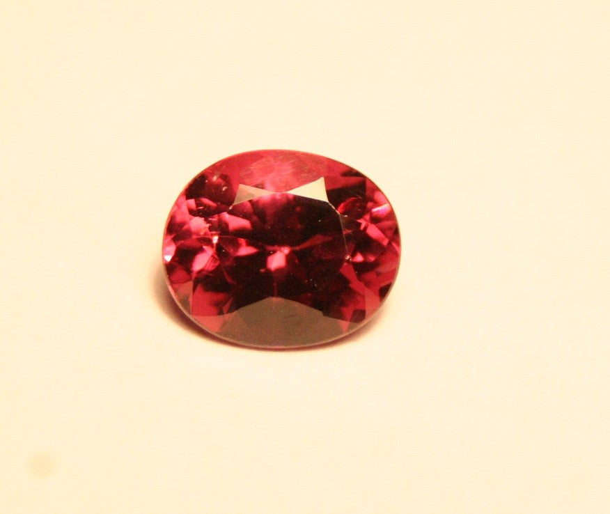 1.5ct Pink Colour Shift Mahenge Garnet Rare Pastel Pyrope Garnet Precision Cut 7x6mm