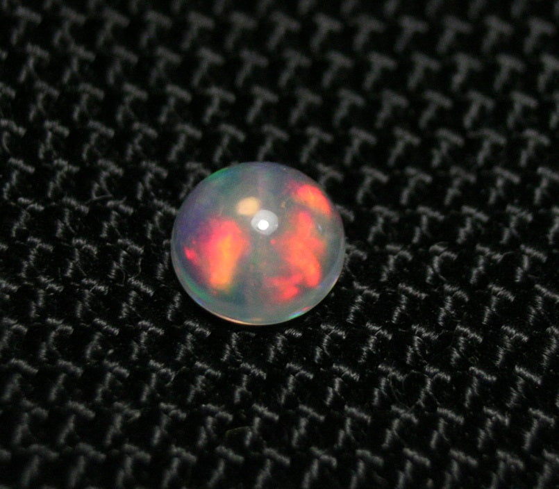 Welo Crystal Opal Cabochon 0.6ct Rainbow Button AAA Ethiopian Opal 6x6mm