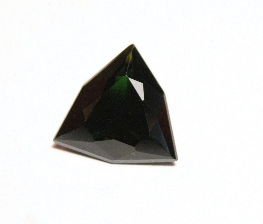 Rare Usambara Effect Faceted Chrome Tourmaline 2.3ct - Colour Change Tourmaline