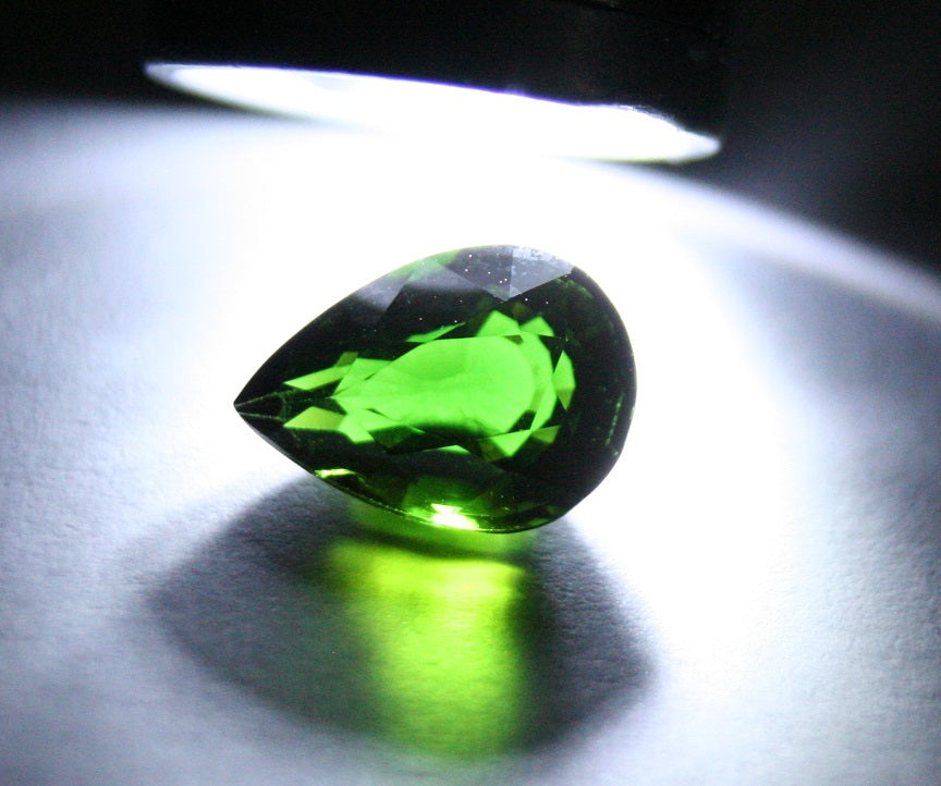 Rare Usambara Effect Faceted Chrome Tourmaline 1.5ct - Colour Change Tourmaline