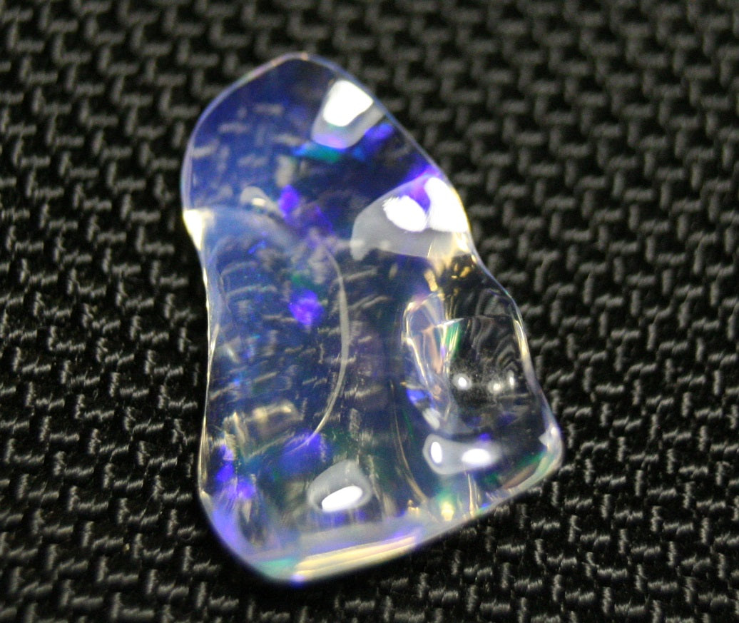 5.78ct Rare Mexican Contraluz Precious Opal - Stunning Water Opal See Video