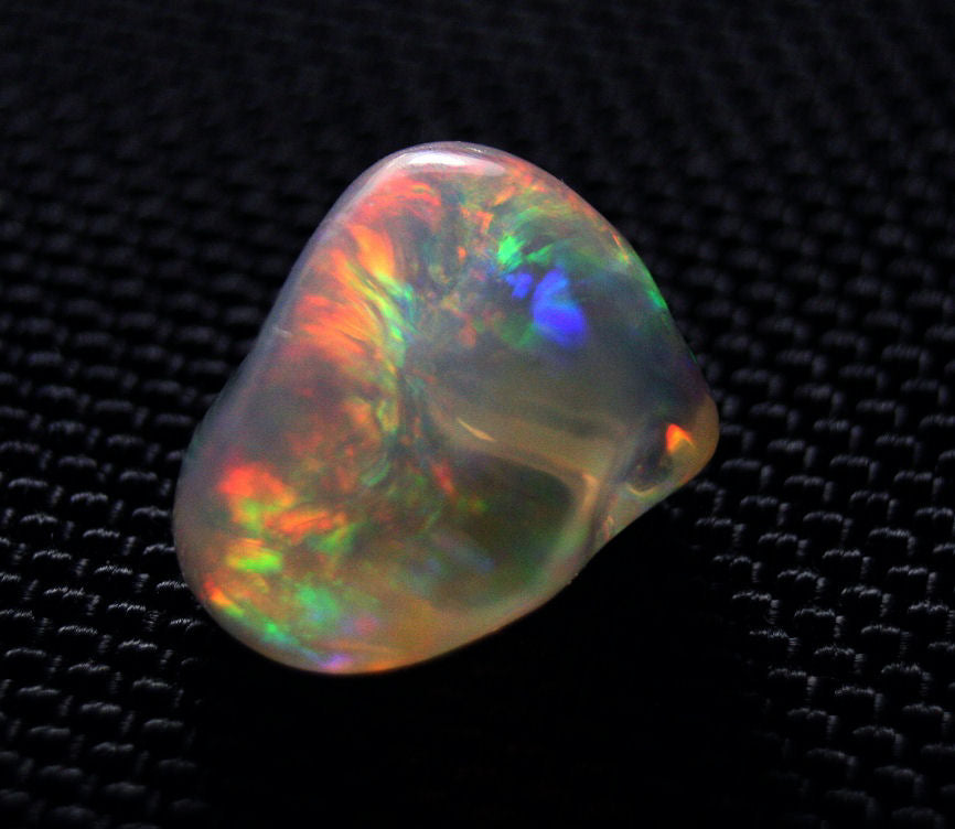 11ct Rare Mexican Contraluz Precious Opal Stunning Rutile Water Opal See Video