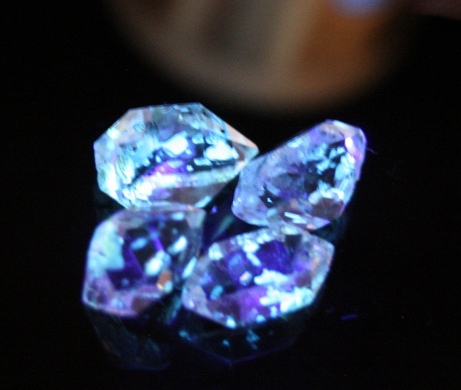 Fluorescent Petroleum Enhydro Oil Diamond Quartz Crystal at Clearwatergems