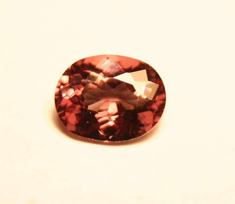 Colour Change Garnet 1.14ct Rare Scintillating Oval Cut Fine Gem Tanzania 7x5mm