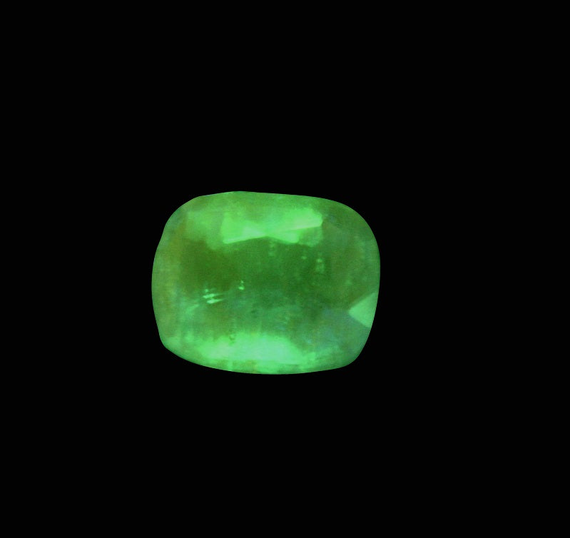 0.58ct Faceted Hackmanite Rare Fluorescent & Phosphorescent Gem Grade Sodalite Myanmar - Glow in the Dark