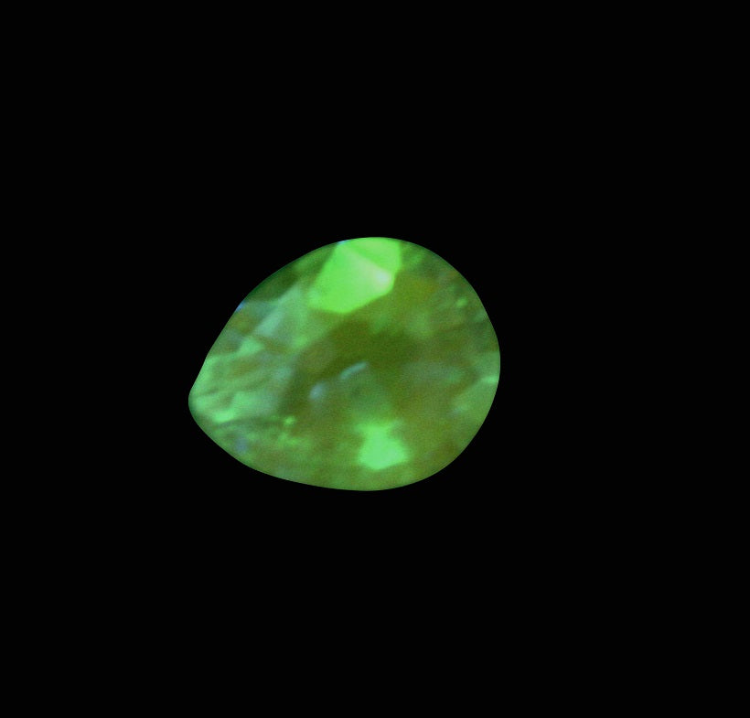 0.55ct Faceted Hackmanite Rare Fluorescent & Phosphorescent Gem Grade Sodalite Myanmar - Glow in the Dark