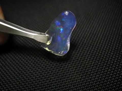 5.78ct Rare Mexican Contraluz Precious Opal - Stunning Water Opal See Video